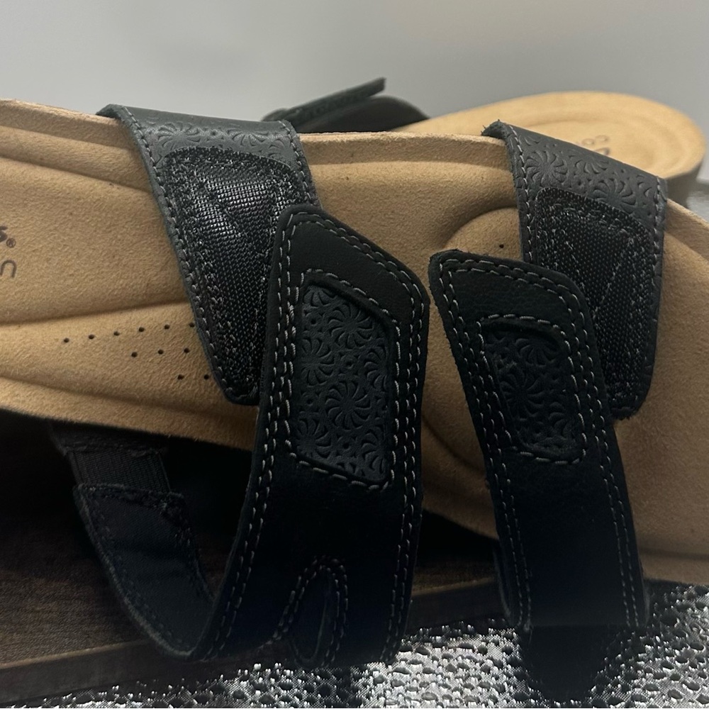 Clarks Collection Two Strap Adjustable Comfort Slide Sandals Black Size 11 EUC - Picture 7 of 9